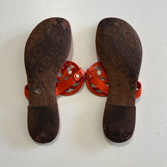 Tory Burch Miller Sandals in Orange Leather Size 9 USED - Picture 8 of 16